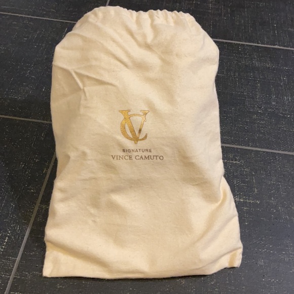 Beautiful faux hair leopard print booties - Picture 5 of 5